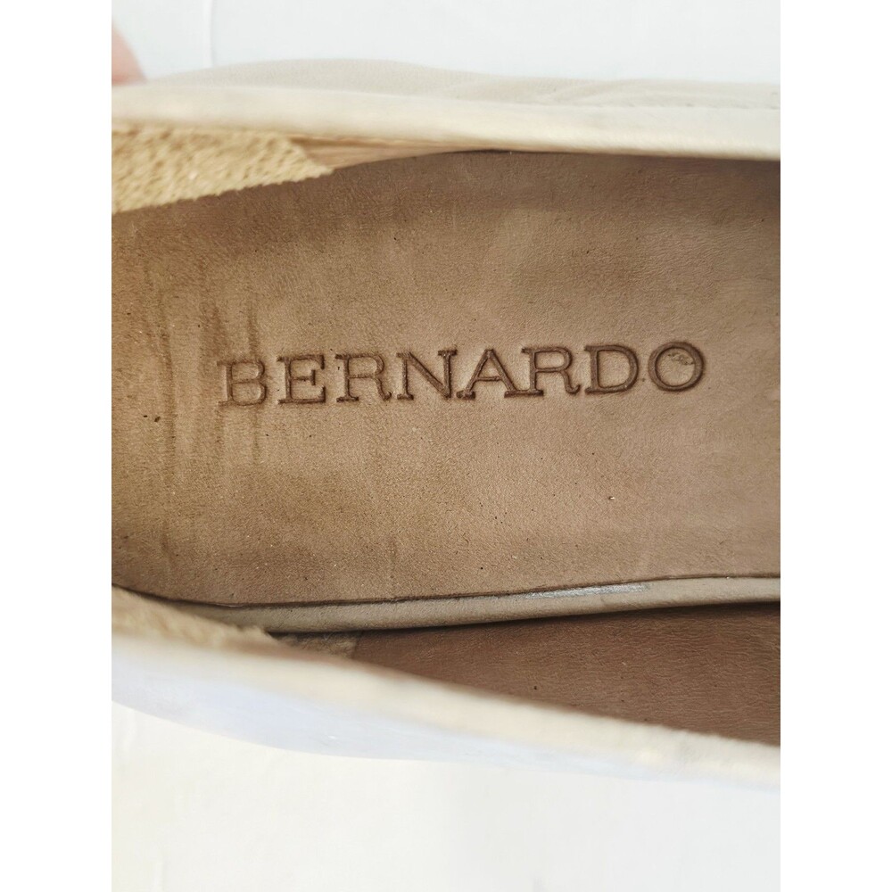 Bernardo Men's Size 11M Beige Leather Whipstitch Mules - Picture 9 of 10